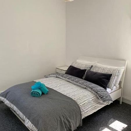 Lovely 2 Bedroom Flat In Greater London Luaran gambar