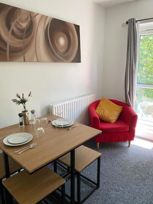 Lovely 2 Bedroom Flat In Greater London Luaran gambar