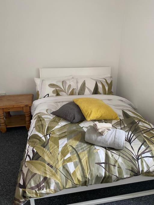 Lovely 2 Bedroom Flat In Greater London Luaran gambar