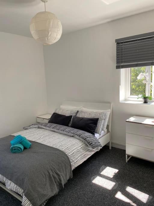 Lovely 2 Bedroom Flat In Greater London Luaran gambar